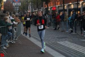 [Activiteiten en Festiviteiten] :: Drechtstadloop Halve Marathon Eind (57)