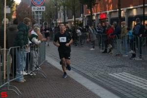 [Activiteiten en Festiviteiten] :: Drechtstadloop Halve Marathon Eind (58)