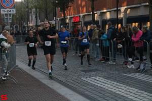 [Activiteiten en Festiviteiten] :: Drechtstadloop Halve Marathon Eind (59)