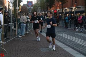[Activiteiten en Festiviteiten] :: Drechtstadloop Halve Marathon Eind (65)