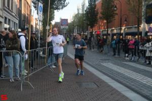 [Activiteiten en Festiviteiten] :: Drechtstadloop Halve Marathon Eind (54)