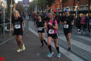 [Activiteiten en Festiviteiten] :: Drechtstadloop Halve Marathon Eind (62)