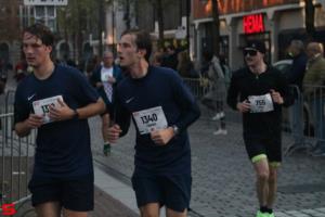 [Activiteiten en Festiviteiten] :: Drechtstadloop Halve Marathon Eind (59)