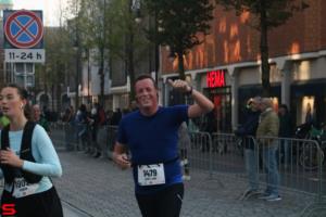 [Activiteiten en Festiviteiten] :: Drechtstadloop Halve Marathon Eind (62)