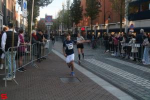 [Activiteiten en Festiviteiten] :: Drechtstadloop Halve Marathon Eind (68)