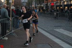 [Activiteiten en Festiviteiten] :: Drechtstadloop Halve Marathon Eind (56)