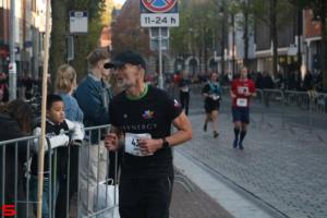 [Activiteiten en Festiviteiten] :: Drechtstadloop Halve Marathon Eind (67)