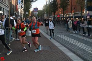 [Activiteiten en Festiviteiten] :: Drechtstadloop Halve Marathon Eind (57)