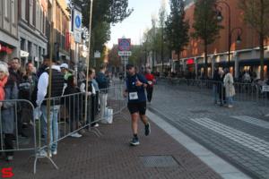 [Activiteiten en Festiviteiten] :: Drechtstadloop Halve Marathon Eind (59)