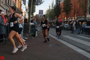 [Activiteiten en Festiviteiten] :: Drechtstadloop Halve Marathon Eind (54)