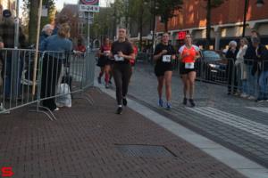 [Activiteiten en Festiviteiten] :: Drechtstadloop Halve Marathon Eind (65)