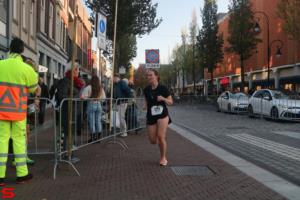 [Activiteiten en Festiviteiten] :: Drechtstadloop Halve Marathon Eind (67)