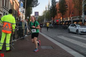 [Activiteiten en Festiviteiten] :: Drechtstadloop Halve Marathon Eind (56)