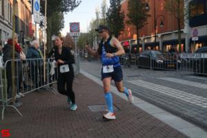 [Activiteiten en Festiviteiten] :: Drechtstadloop Halve Marathon Eind (62)