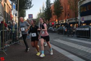 [Activiteiten en Festiviteiten] :: Drechtstadloop Halve Marathon Eind (55)