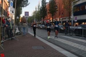 [Activiteiten en Festiviteiten] :: Drechtstadloop Halve Marathon Eind (56)