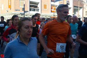 [Activiteiten en Festiviteiten] :: Drechtstadloop Halve Marathon Start (15)