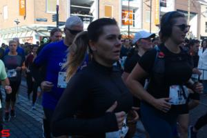[Activiteiten en Festiviteiten] :: Drechtstadloop Halve Marathon Start (22)