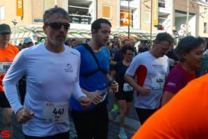[Activiteiten en Festiviteiten] :: Drechtstadloop Halve Marathon Start (22)