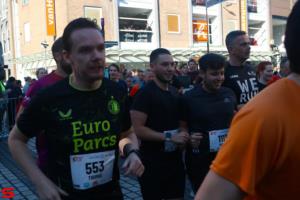 [Activiteiten en Festiviteiten] :: Drechtstadloop Halve Marathon Start (15)