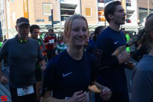 [Activiteiten en Festiviteiten] :: Drechtstadloop Halve Marathon Start (17)