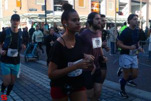 [Activiteiten en Festiviteiten] :: Drechtstadloop Halve Marathon Start (24)