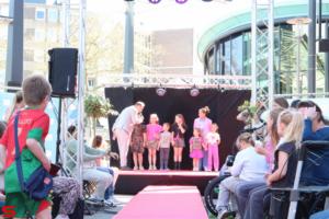 [Activiteiten en Festiviteiten] :: Vier de Lente (13)