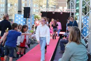 [Activiteiten en Festiviteiten] :: Vier de Lente (15)