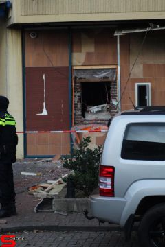 [Incidenten] :: Plofkraak van Eesterenplein Dordrecht (3)