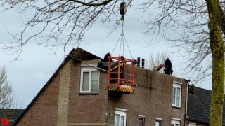 [Incidenten] :: Dak flink beschadigd door storm Eunice (12)
