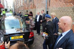 [Nieuws] :: Prinses Beatrix standbeeld van willem van Oranje (15)